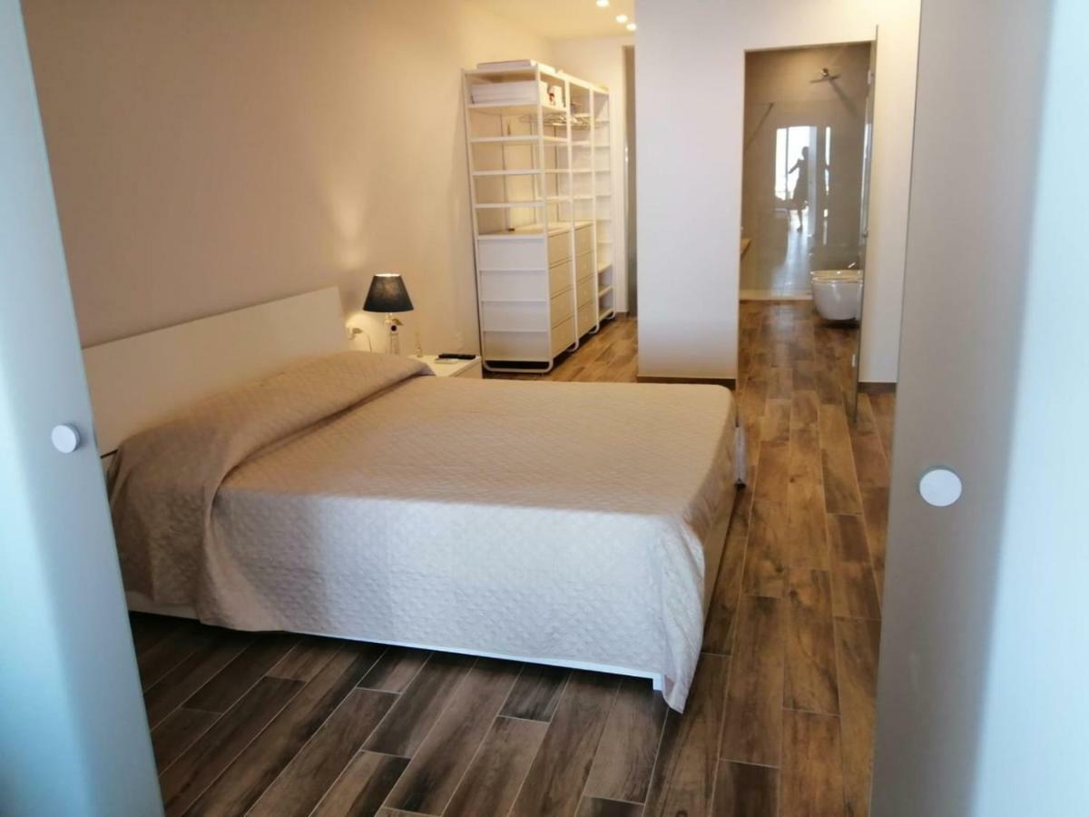 Appartamento Vista Mare Capo dʼOrlando エクステリア 写真